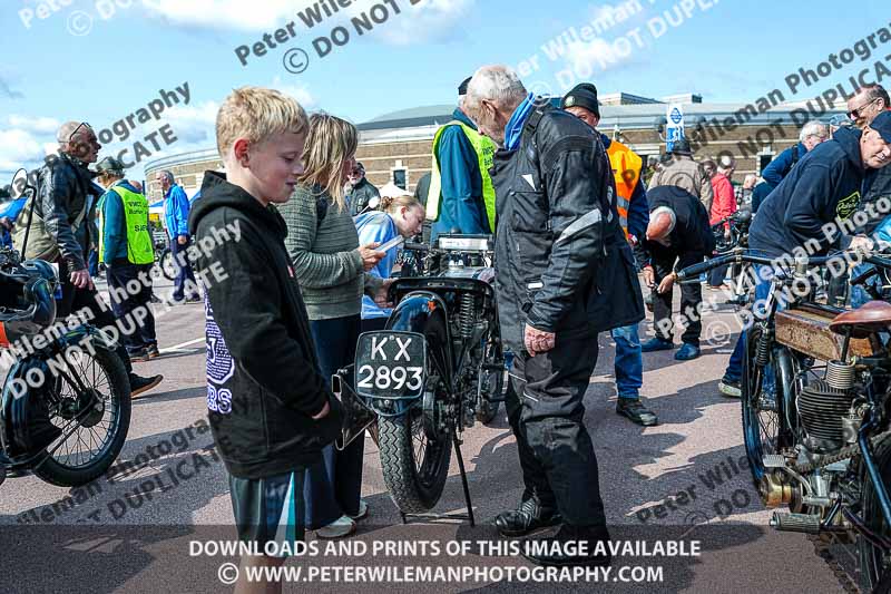 Vintage motorcycle club;eventdigitalimages;no limits trackdays;peter wileman photography;vintage motocycles;vmcc banbury run photographs